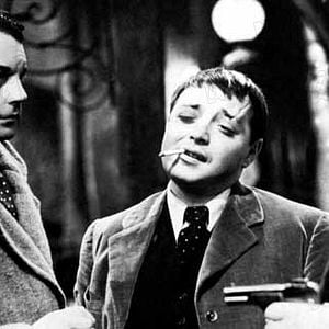 Fotoğraf Çok Şey Bilen Adam