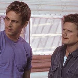 Fotoğraf Asla Yabancılarla Oynama