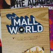 Fotoğraf It's a Mall World