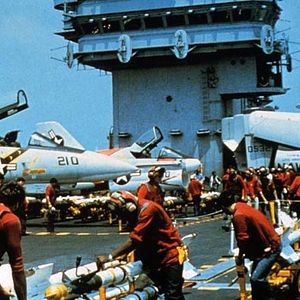 Fotoğraf Don Taylor