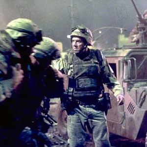 Fotoğraf Kara Şahin Düştü