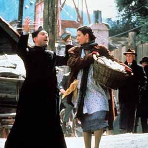 Fotoğraf Biz Melek Değiliz