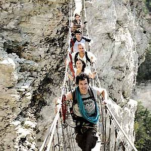 Fotoğraf Gerilim Hattı