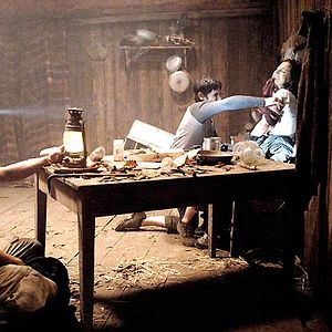 Fotoğraf Gerilim Hattı