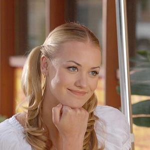Fotoğraf Yvonne Strahovski