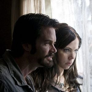 Fotoğraf Soldaki Son Ev