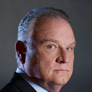 Fotoğraf Bill Smitrovich