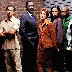 Fotoğraf 413 Hope St.