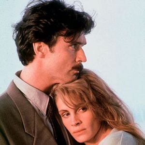 Fotoğraf Sleeping with the Enemy