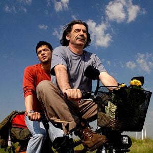 Fotoğraf Koca Dünyada Kurtuluş Pusuda