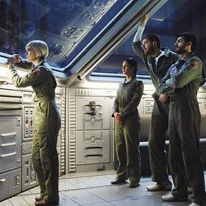 Fotoğraf Defying Gravity