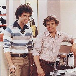 Fotoğraf Bosom Buddies