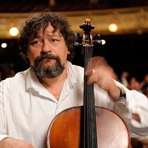 Fotoğraf Paris’te Son Konser