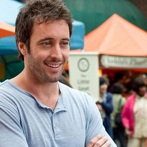 Fotoğraf Alex O'Loughlin