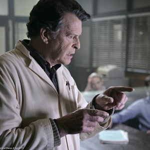 Fotoğraf John Noble