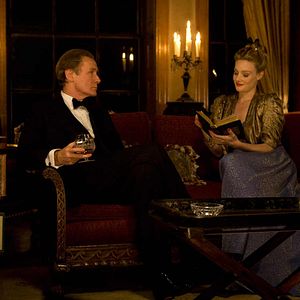 Fotoğraf Romola Garai