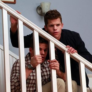 Fotoğraf Charlie Carver