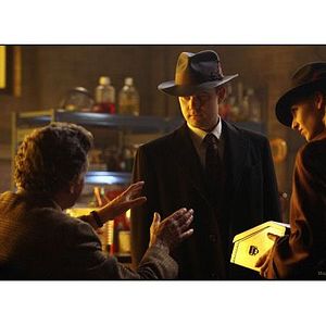 Fotoğraf John Noble