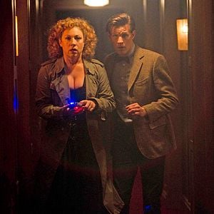 Fotoğraf Alex Kingston