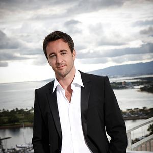 Fotoğraf Alex O'Loughlin