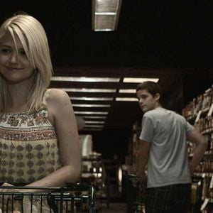 Fotoğraf The Myth of the American Sleepover