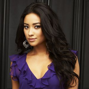 Fotoğraf Shay Mitchell