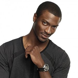 Fotoğraf Aldis Hodge