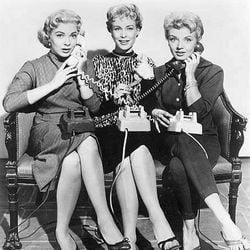 Fotoğraf How to Marry a Millionaire