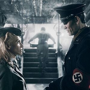 Fotoğraf Demir Gökyüzü