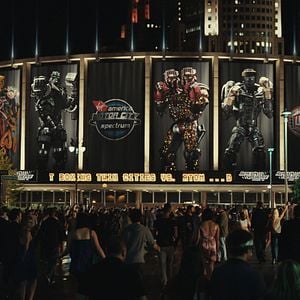 Fotoğraf Çelik Yumruklar