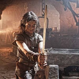 Fotoğraf Leo Howard