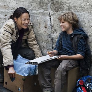 Fotoğraf Moon Bloodgood