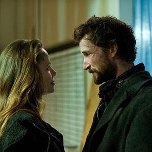 Fotoğraf Moon Bloodgood