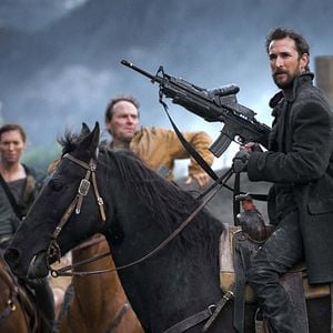 Fotoğraf Falling Skies