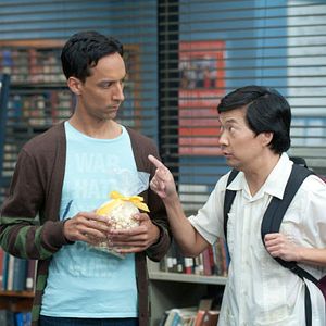 Fotoğraf Danny Pudi