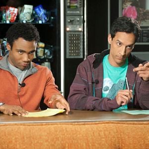 Fotoğraf Danny Pudi
