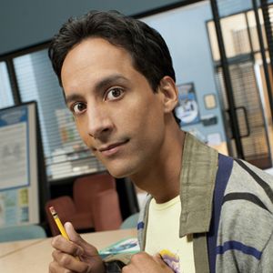 Fotoğraf Danny Pudi