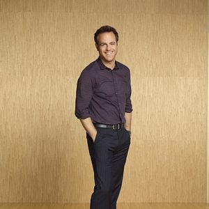 Fotoğraf Paul Adelstein