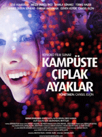 Fotoğraf Kampüste Çıplak Ayaklar