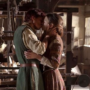 Fotoğraf The Pillars of the Earth