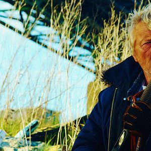 Fotoğraf Kelle Koltukta