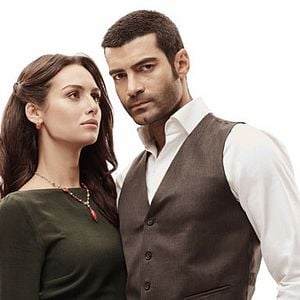 Fotoğraf Yer Gök Aşk