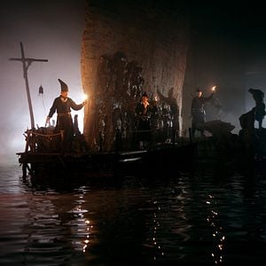 Fotoğraf Dedektif Dee ve Gizemli Alev