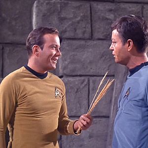 Fotoğraf DeForest Kelley