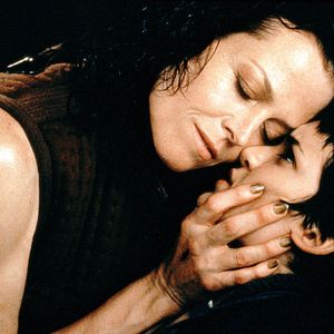 Fotoğraf Yaratık: Diriliş