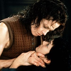 Fotoğraf Yaratık: Diriliş