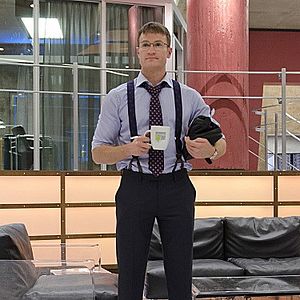 Fotoğraf Josh Lawson