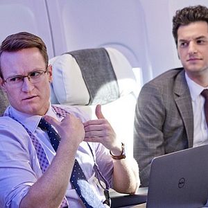 Fotoğraf Josh Lawson