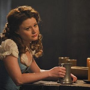 Fotoğraf Emilie de Ravin