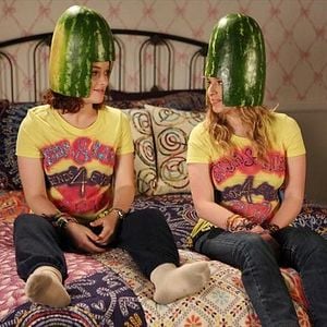 Fotoğraf Suburgatory